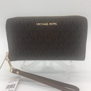 MICHAEL KORS MD ZA PHONE HOLDER WALLET BROWN